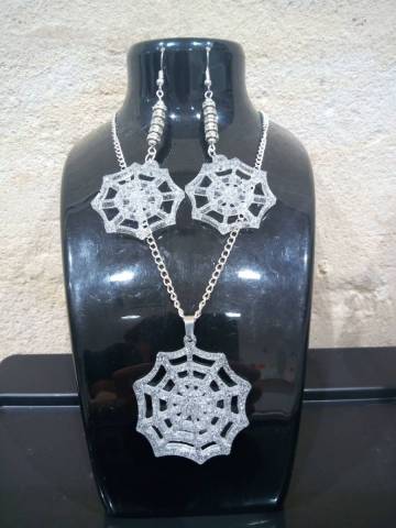 Parure toile d'araigne