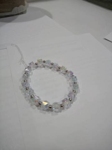 Perles en acrylique transparent iris, perles de sparation en toiles acrylique avec finition chrome argent ou perles de sparation rondes acrylique finition chrome argent, fil lastique 0,8cm