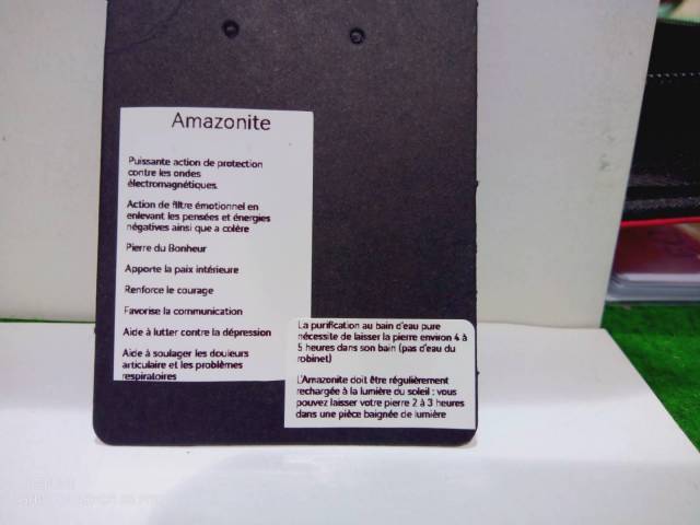Pierre d'amazonite, fil de laiton, anneaux, chaine et fermoir en acier inoxydable