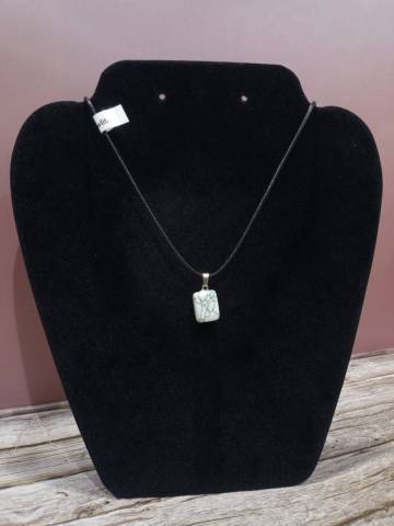Howlite