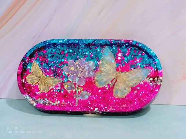 Plateau ornemental papillon