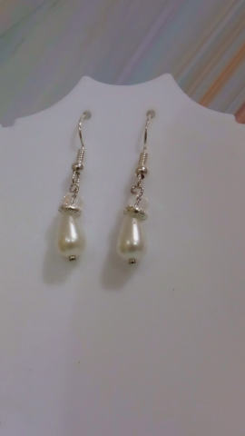 pendentif incrust de cristaux synthtiques, crochets en acier inoxydable