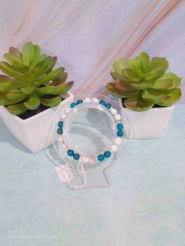 Apatite bleue et howlite