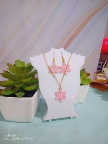 Flocons de neige rose